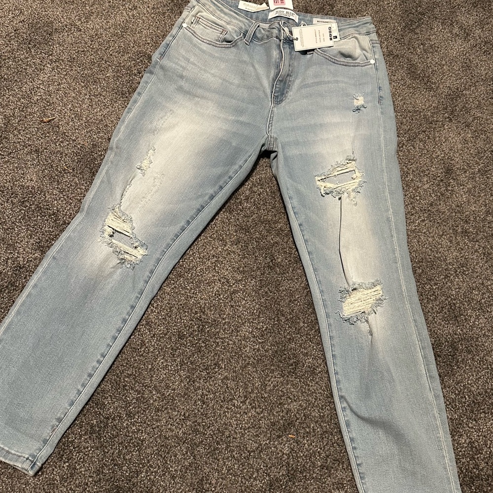 Judy Blue light wash Destroyed Boyfriend Jeans